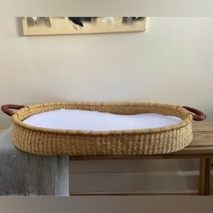 Leather Handle Moses Basket